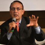 Exgobernador Álvaro Cruz negocia indemnización