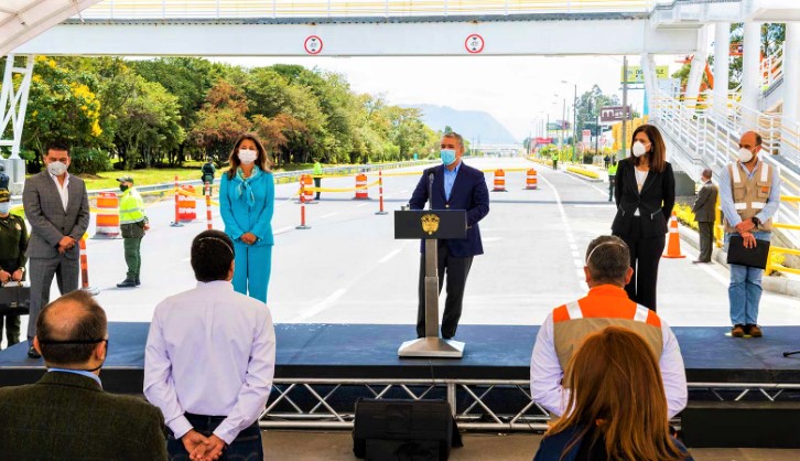 Presidente Duque entrego las obras de ampliacion de la Autopista Norte Bogota Cundinamarca 1