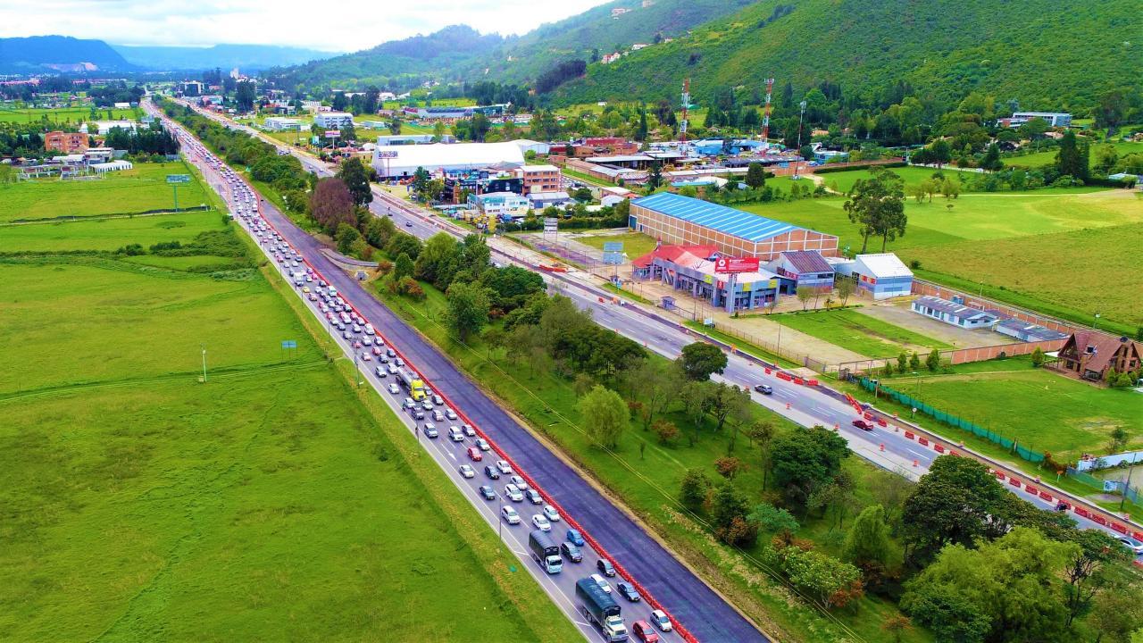 Se efectuo primera audiencia para elaborar Ley Organica de la Region Metropolitana 8