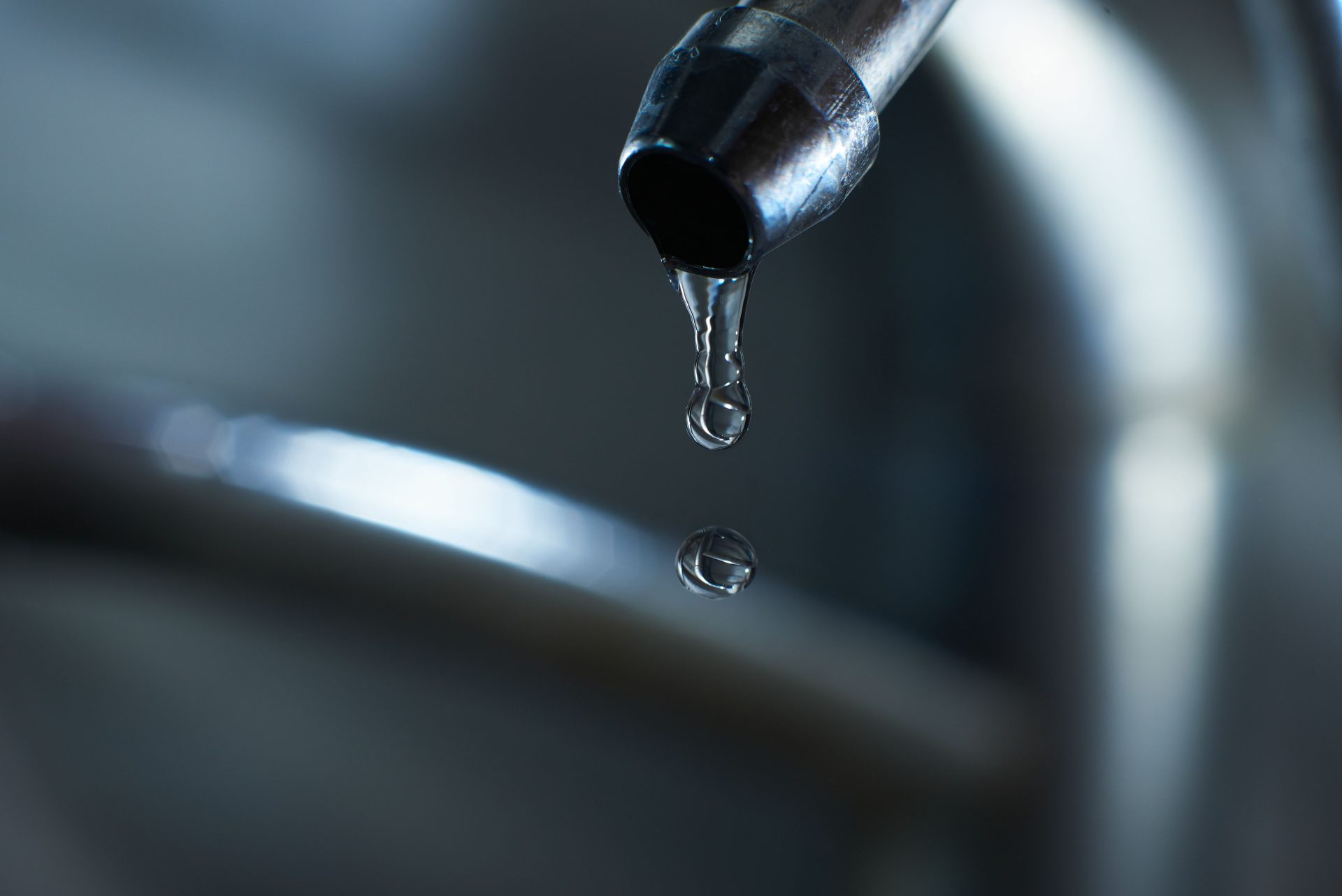 reverse osmosis filter tap closeup with dripping w 2023 11 27 05 26 01 utc